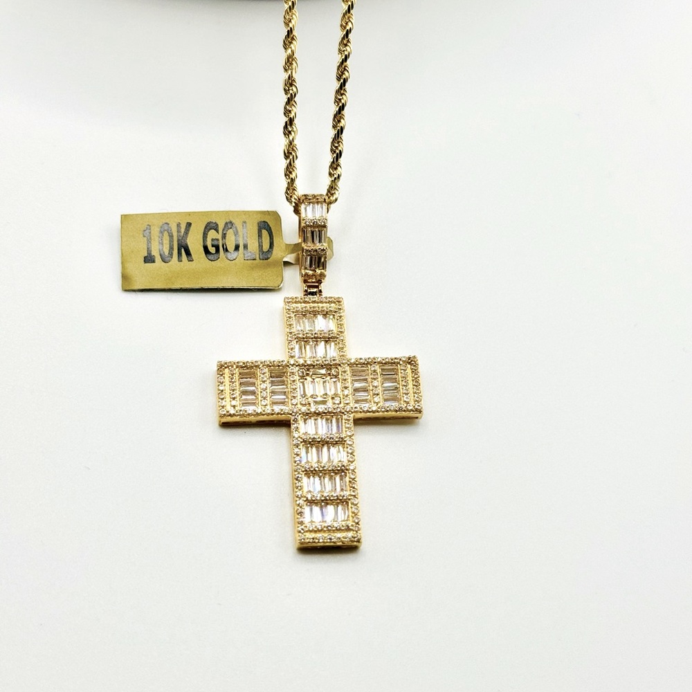 10k Solid Real Gold Cross Pendant, VVS sparkly baguette Swarovski Crystals Cross - Picture 1 of 10